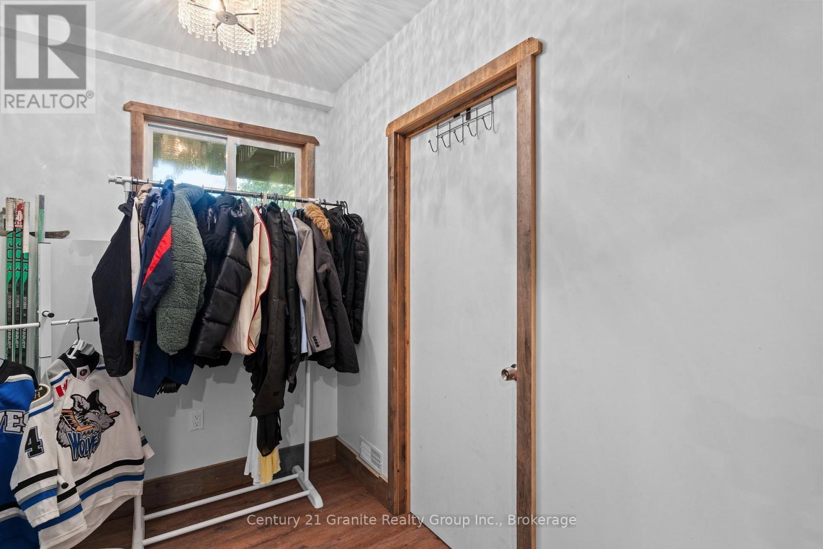 16408 35 Highway Property Photo 30