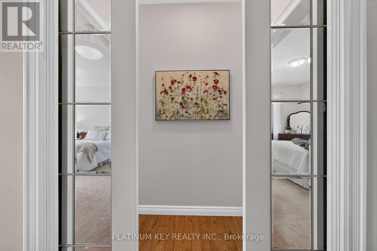 653 Peter Street Property Photo 6