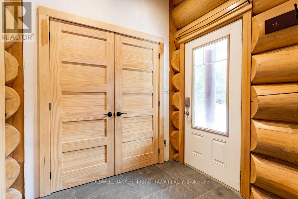 2467 Darling Road Property Photo 22