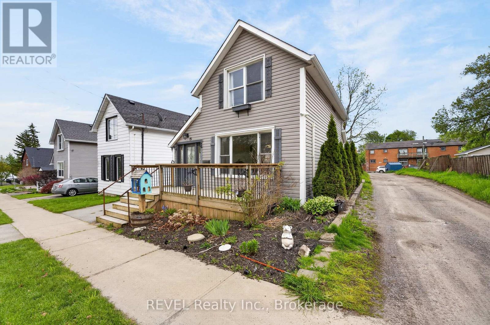 15 Phipps Street Property Photo 4