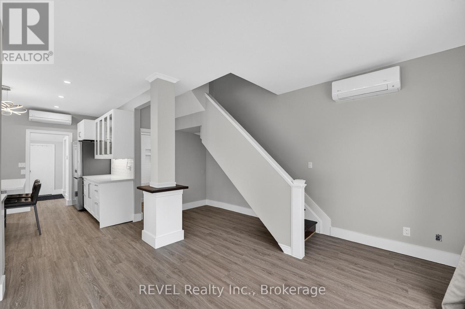 15 Phipps Street Property Photo 23