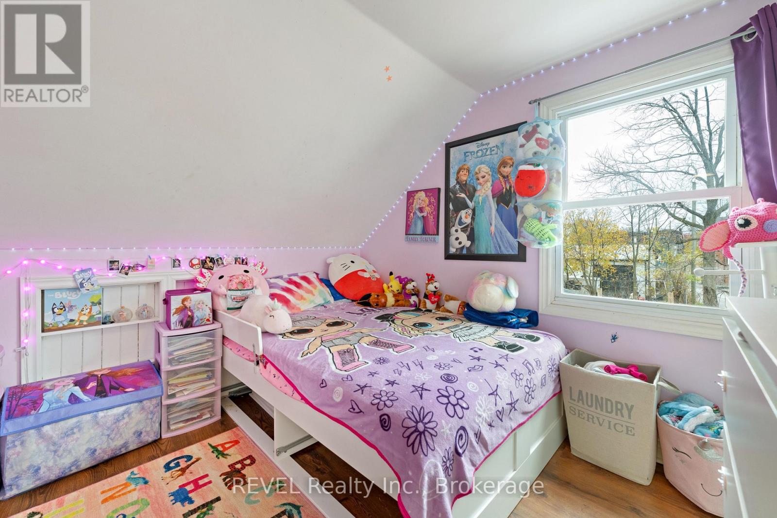 15 Phipps Street Property Photo 27