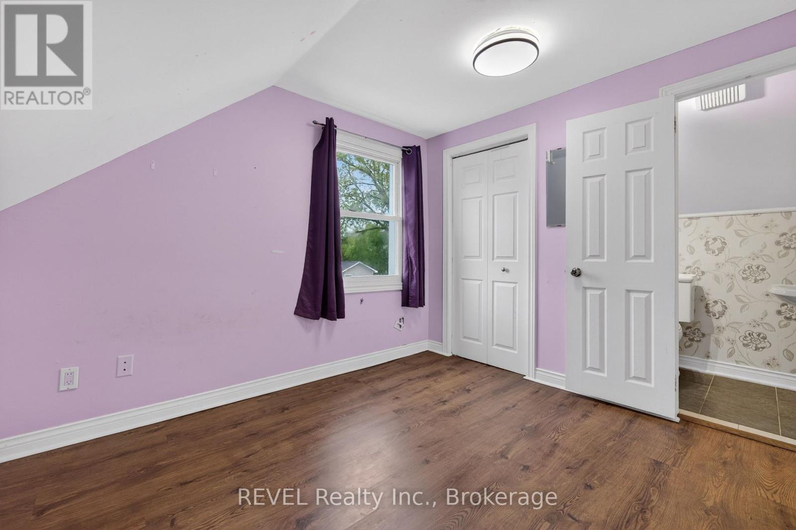 15 Phipps Street Property Photo 29