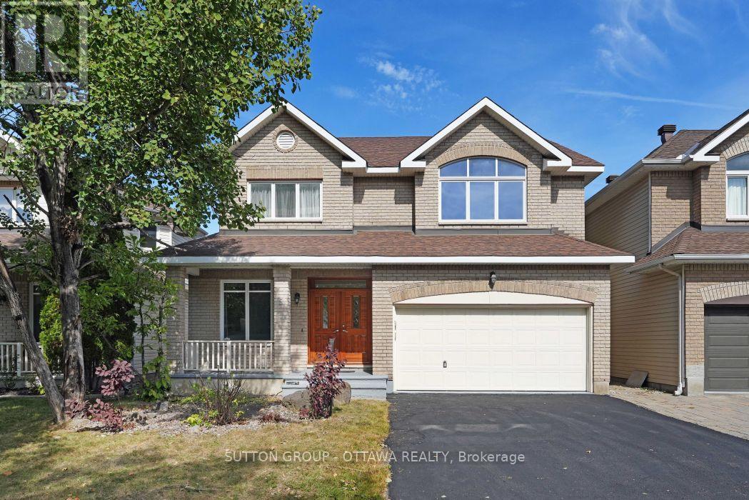 5 Escade Drive Property Photo 1