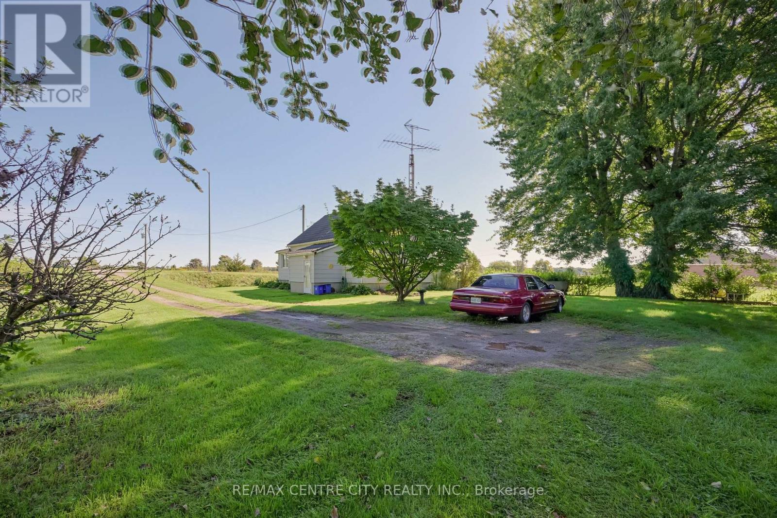 12329 Graham Road Property Photo 22