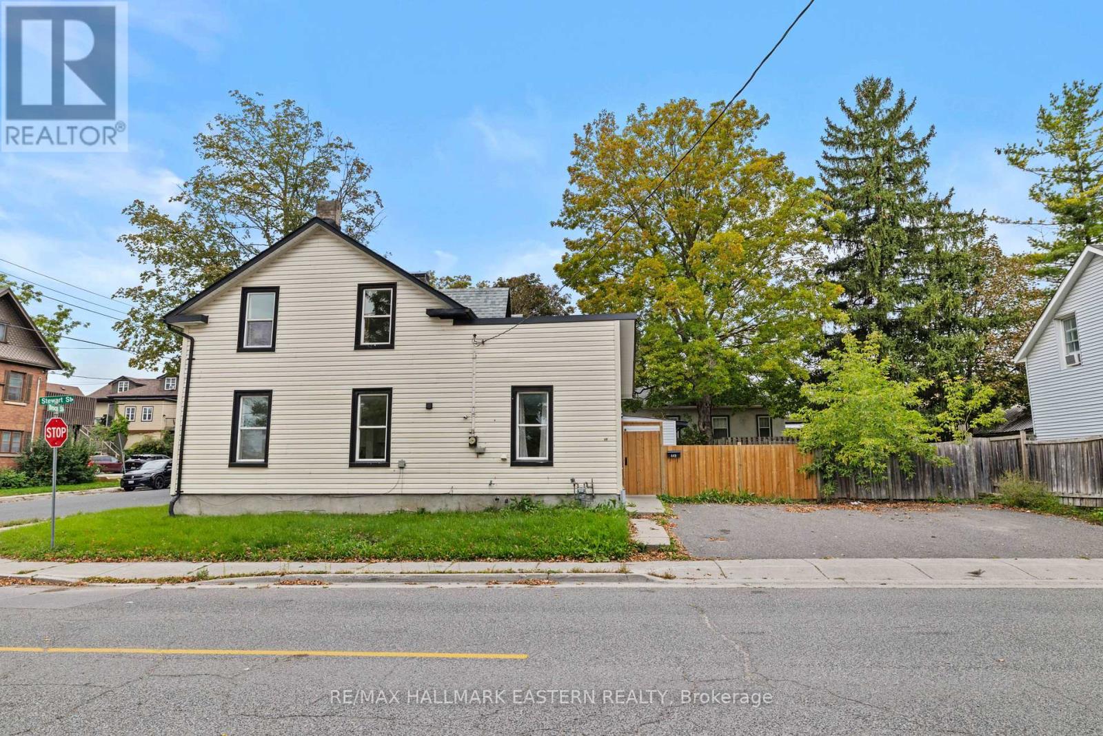284-288 Brock Street Property Photo 3