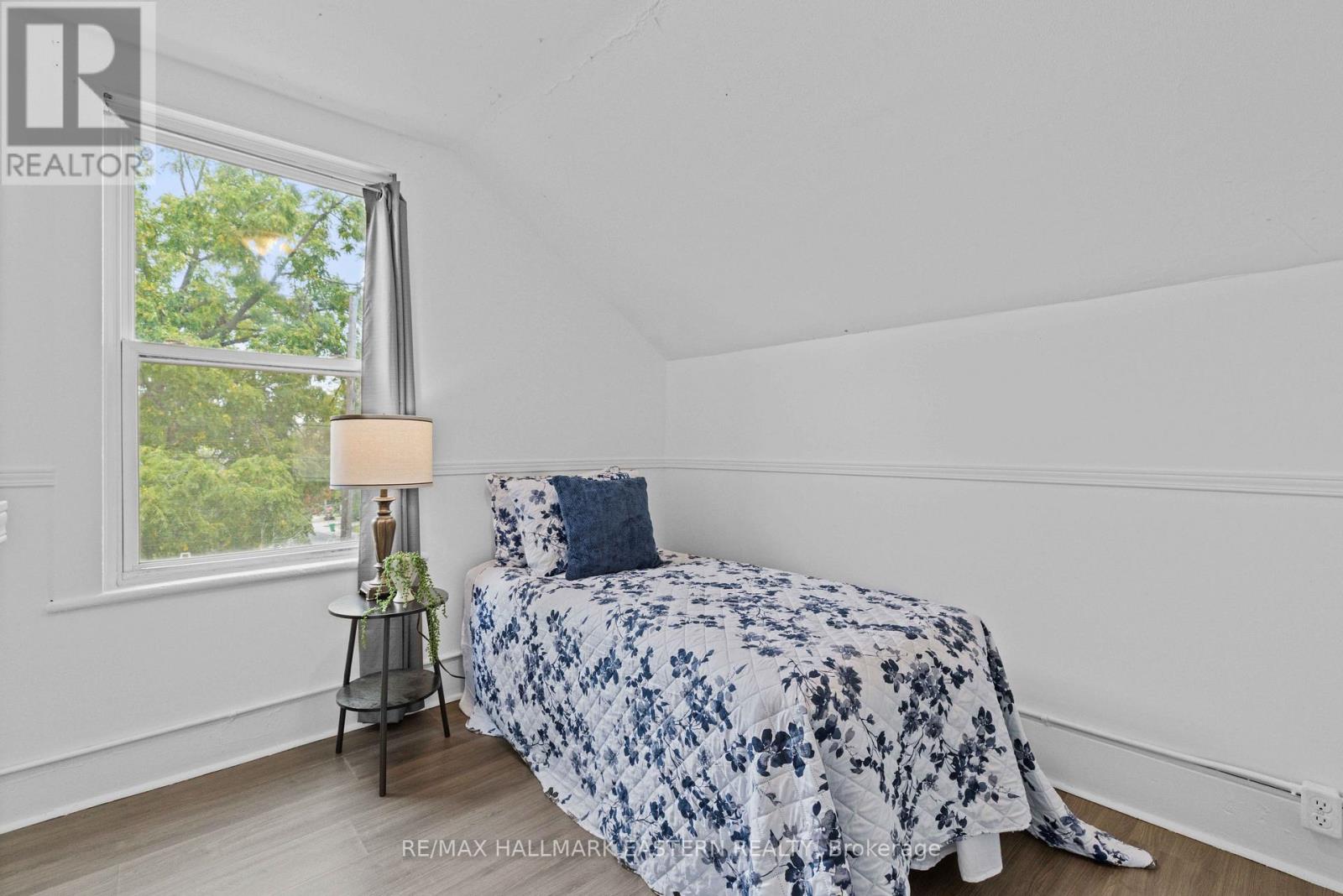 284-288 Brock Street Property Photo 18