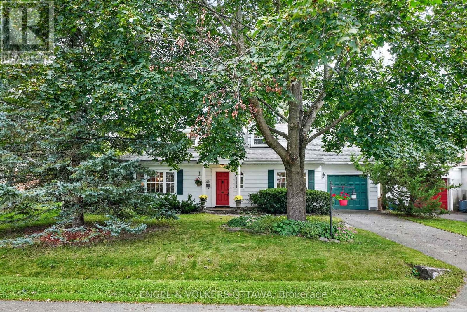 250 Faircrest Road Property Photo 1