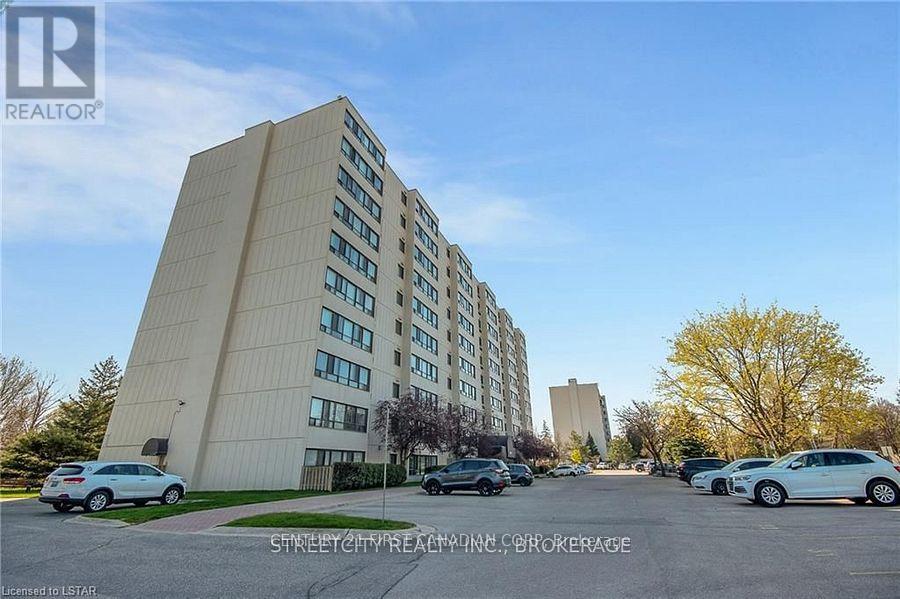 804 - 1600 ADELAIDE STREET N Property Photo 1
