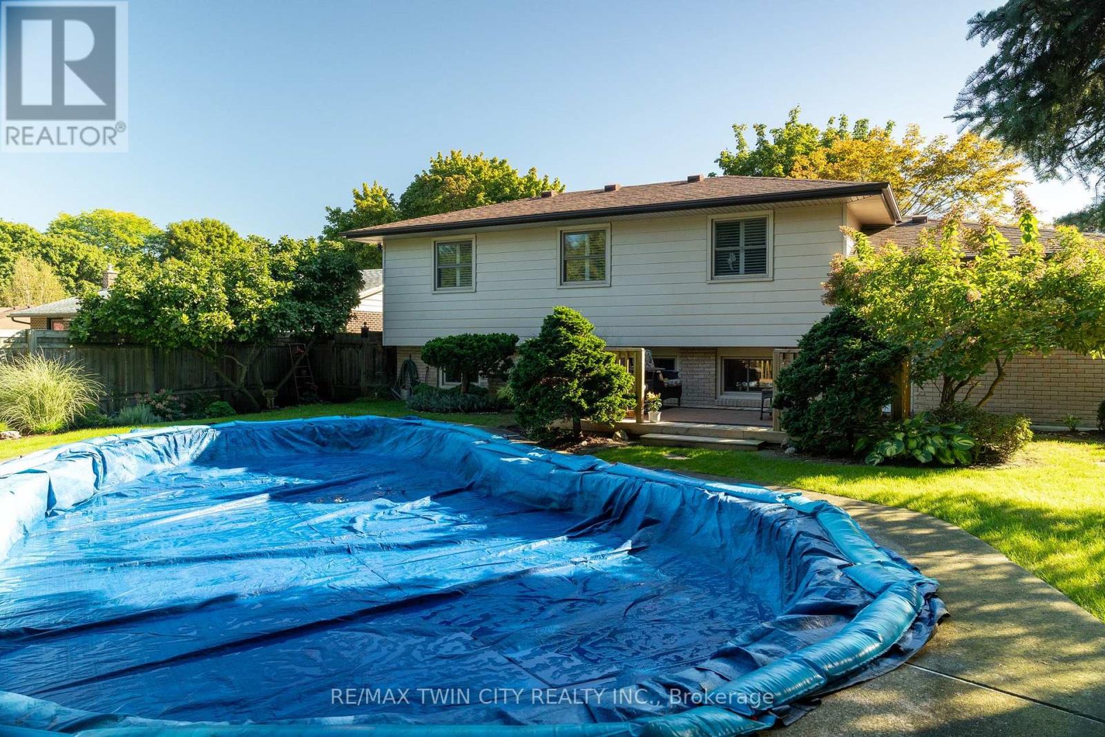 78 Berkley Crescent Property Photo 8