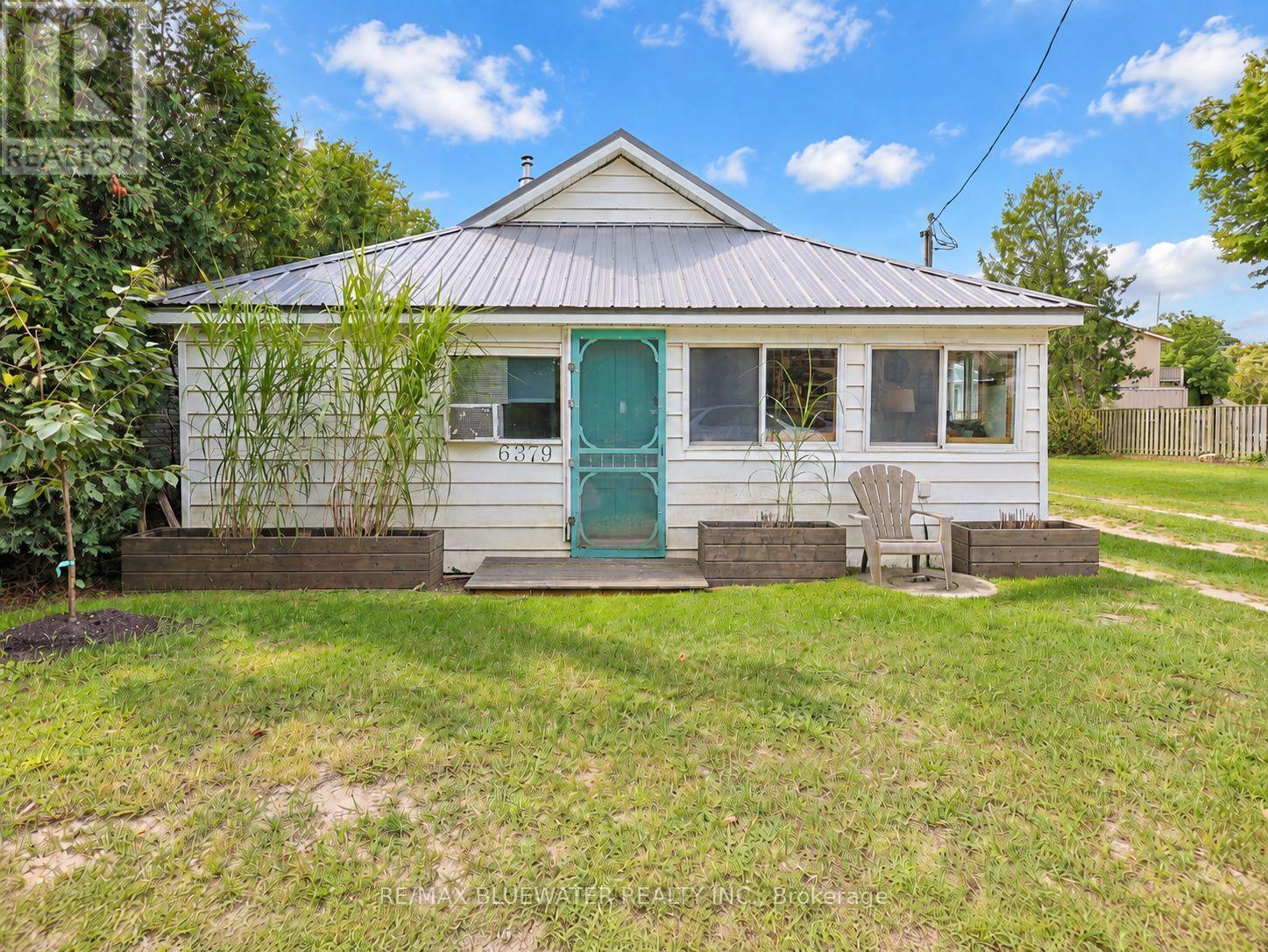 6379 West Parkway Drive Property Photo 1