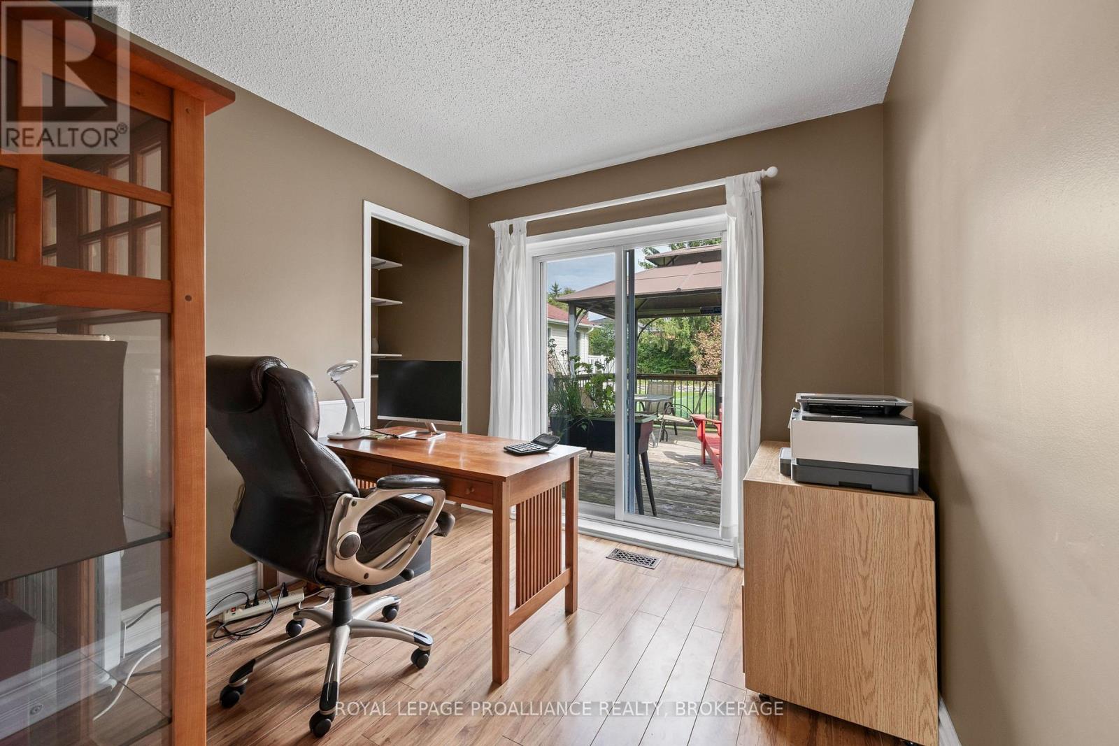 1212 Prince Charles Drive Property Photo 15