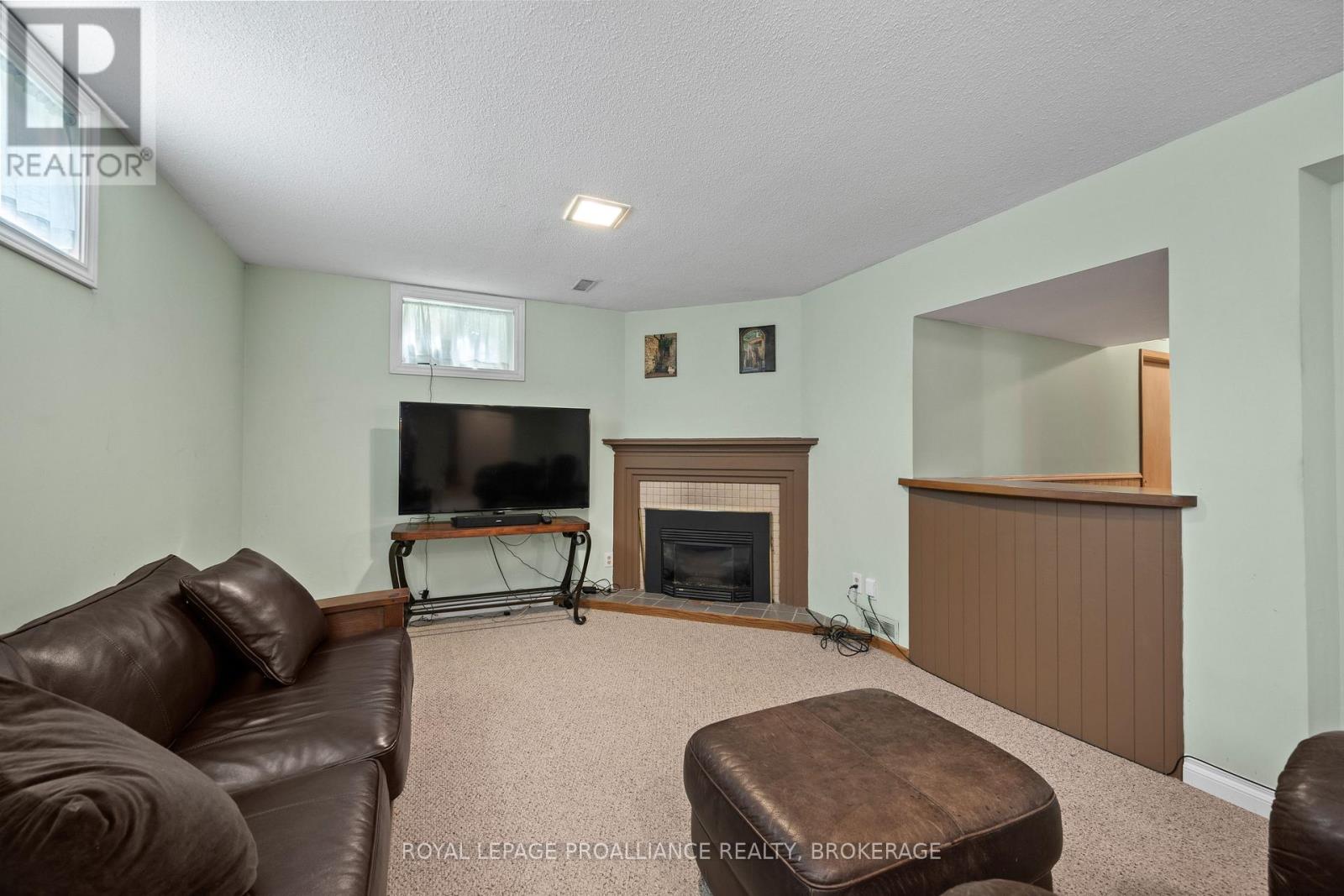 1212 Prince Charles Drive Property Photo 26