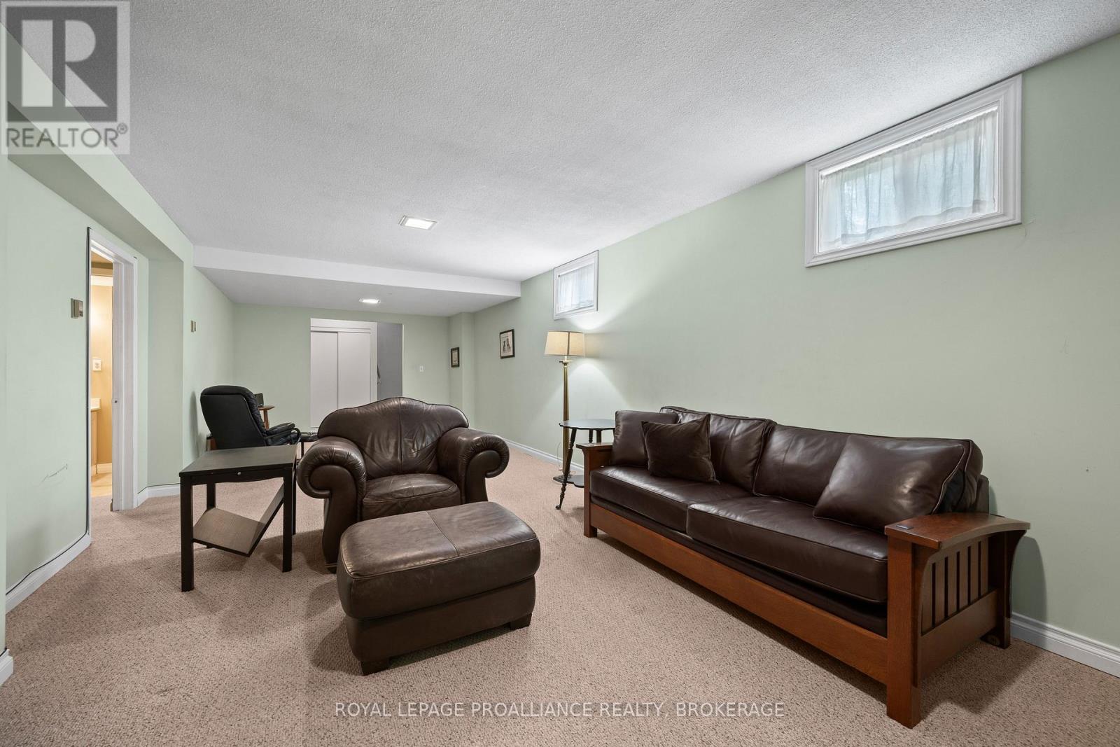 1212 Prince Charles Drive Property Photo 27