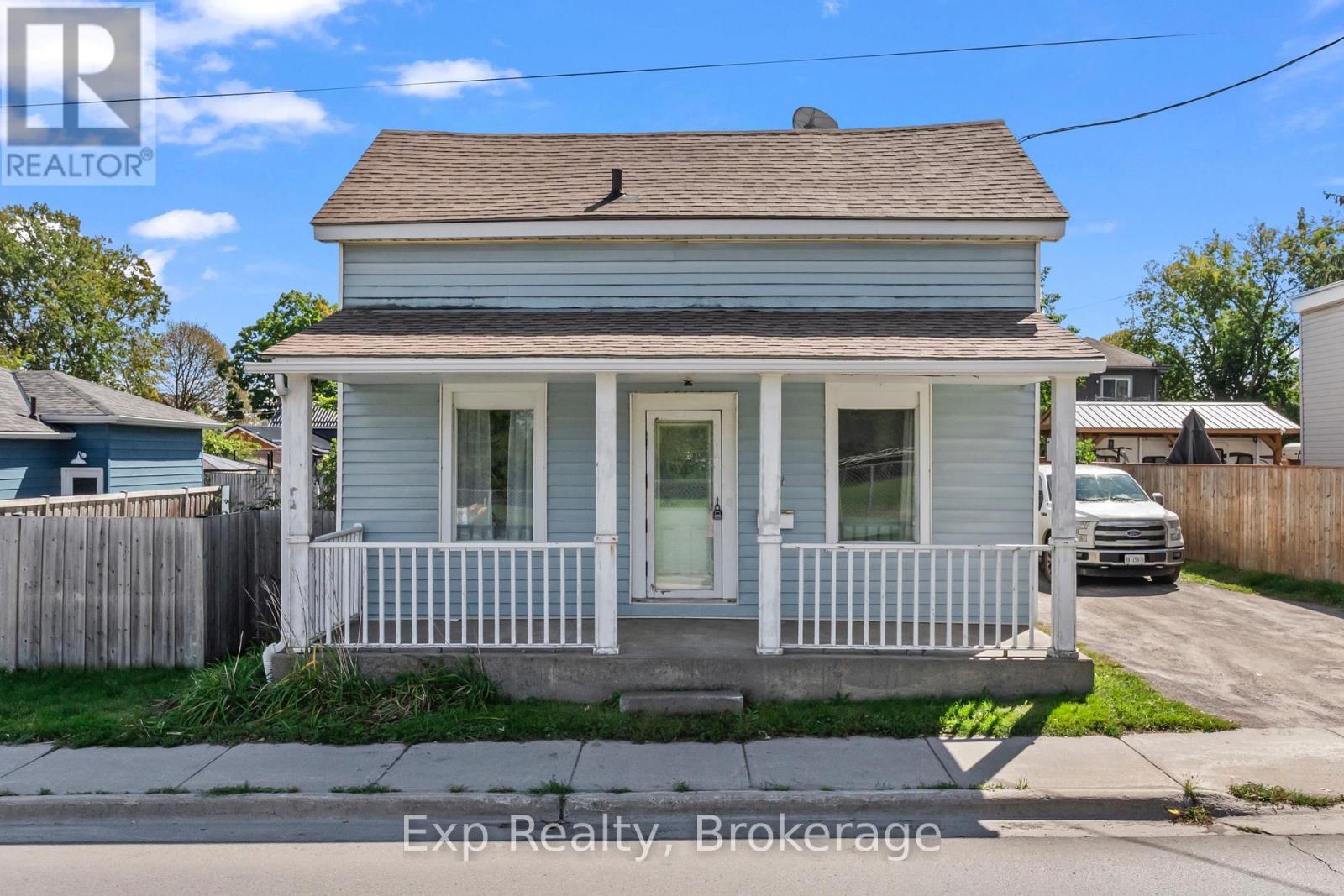 79 College Street E Property Photo 42