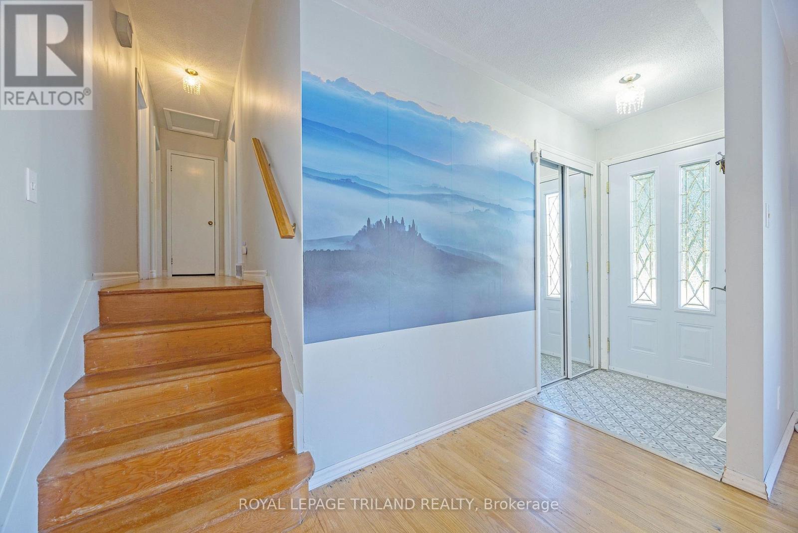 15 Confederation Drive Property Photo 5