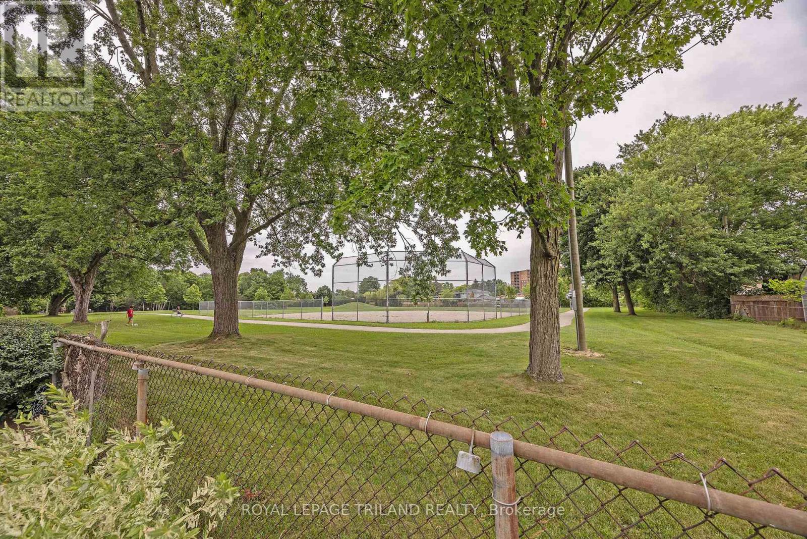15 Confederation Drive Property Photo 34