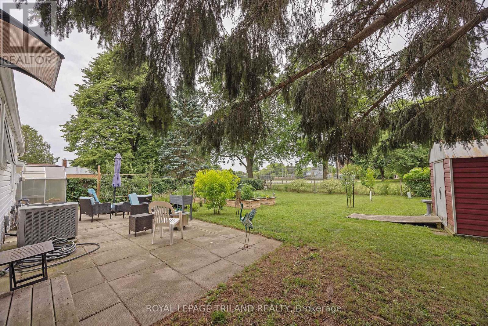 15 Confederation Drive Property Photo 35