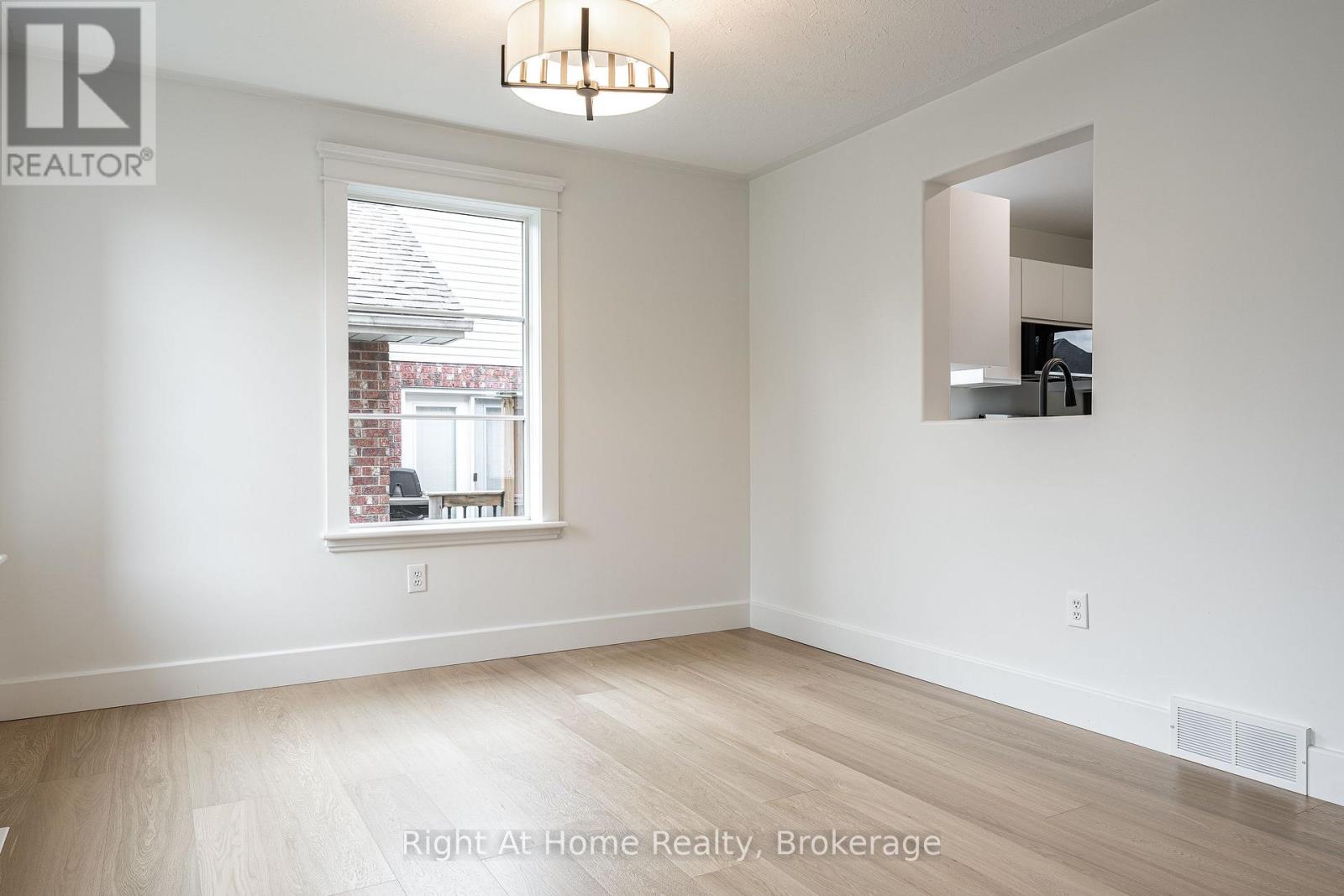 310 Briarhill Drive Property Photo 4
