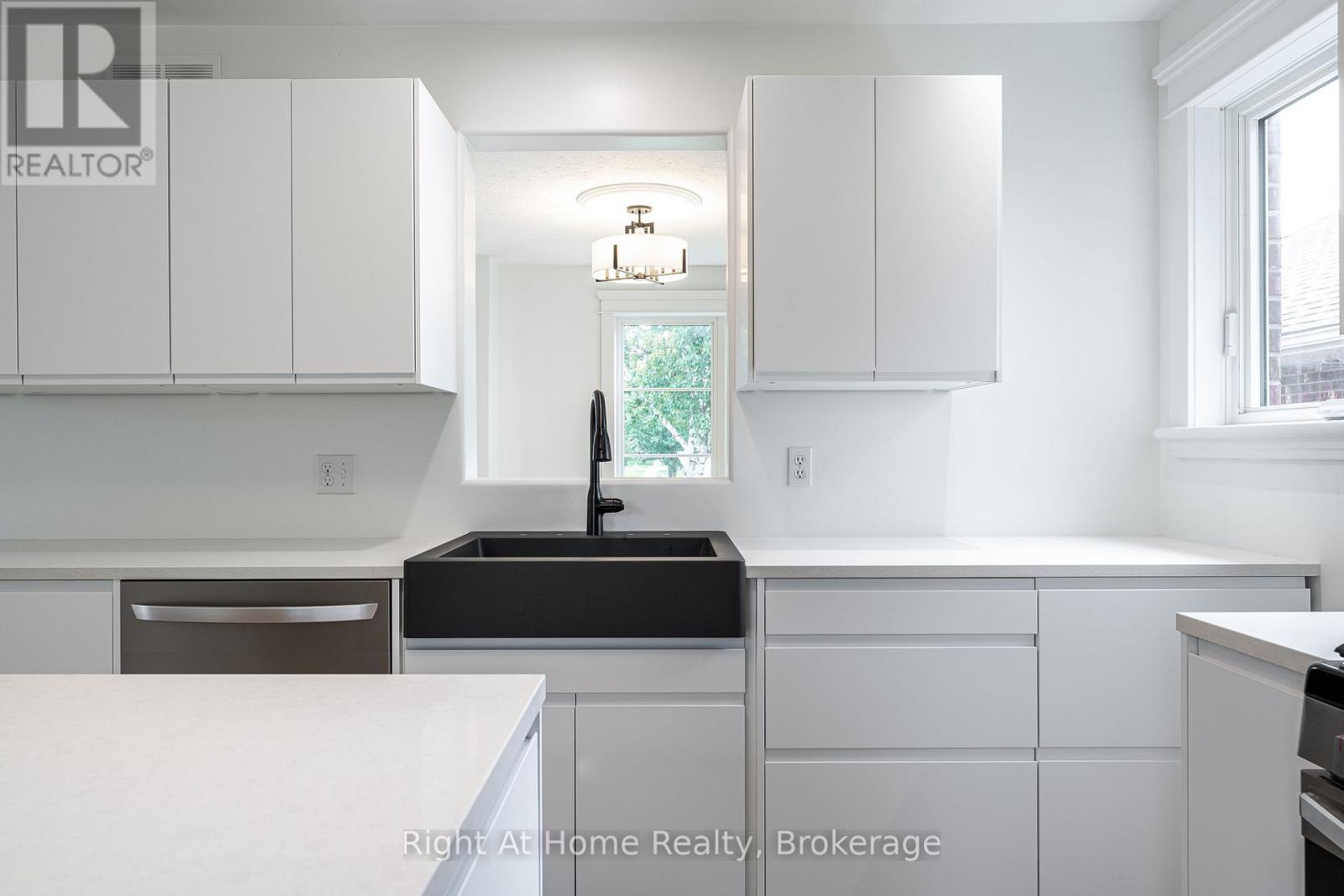 310 Briarhill Drive Property Photo 12