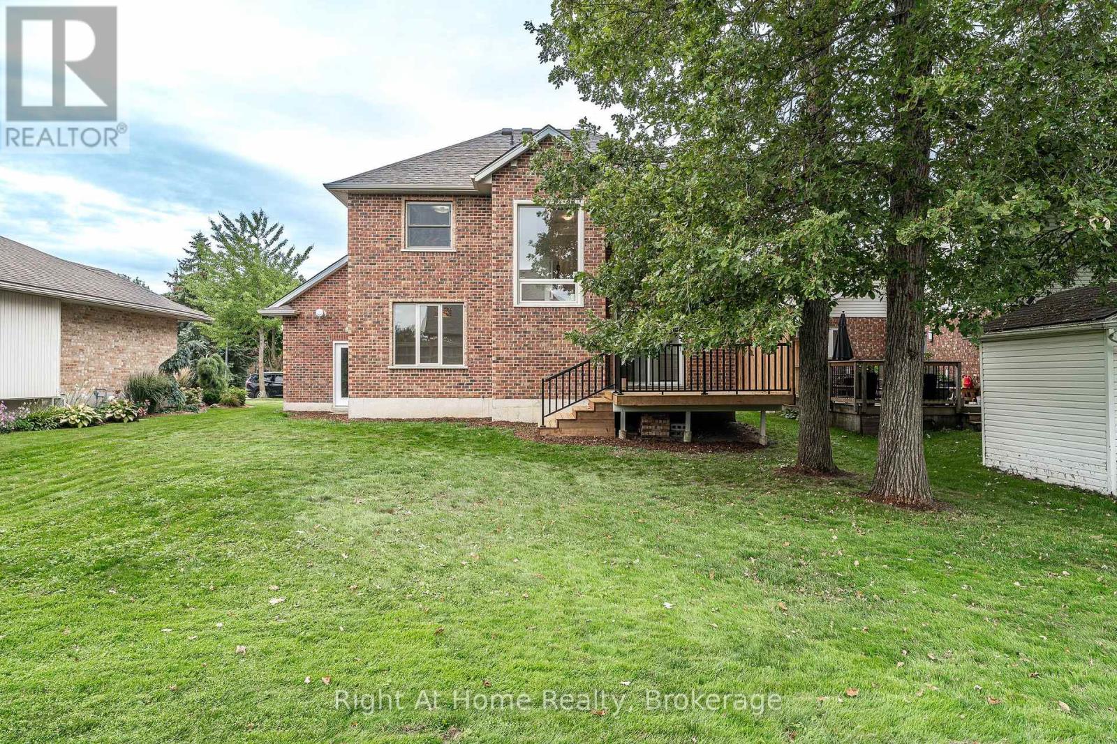310 Briarhill Drive Property Photo 29