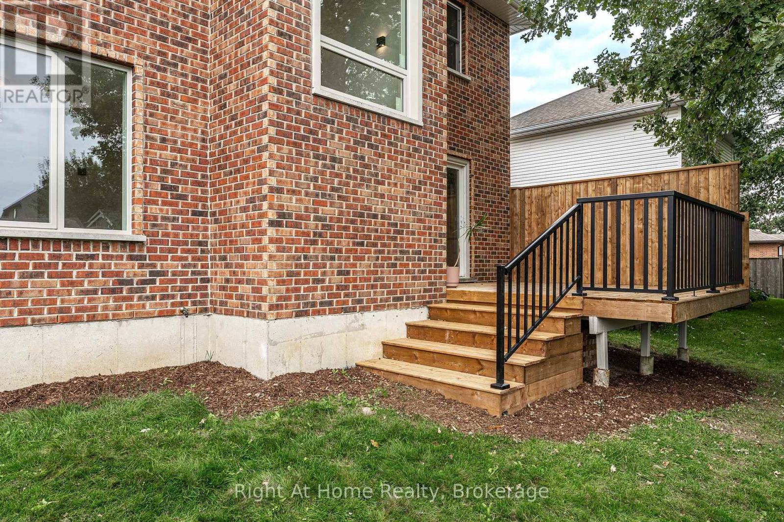 310 Briarhill Drive Property Photo 31