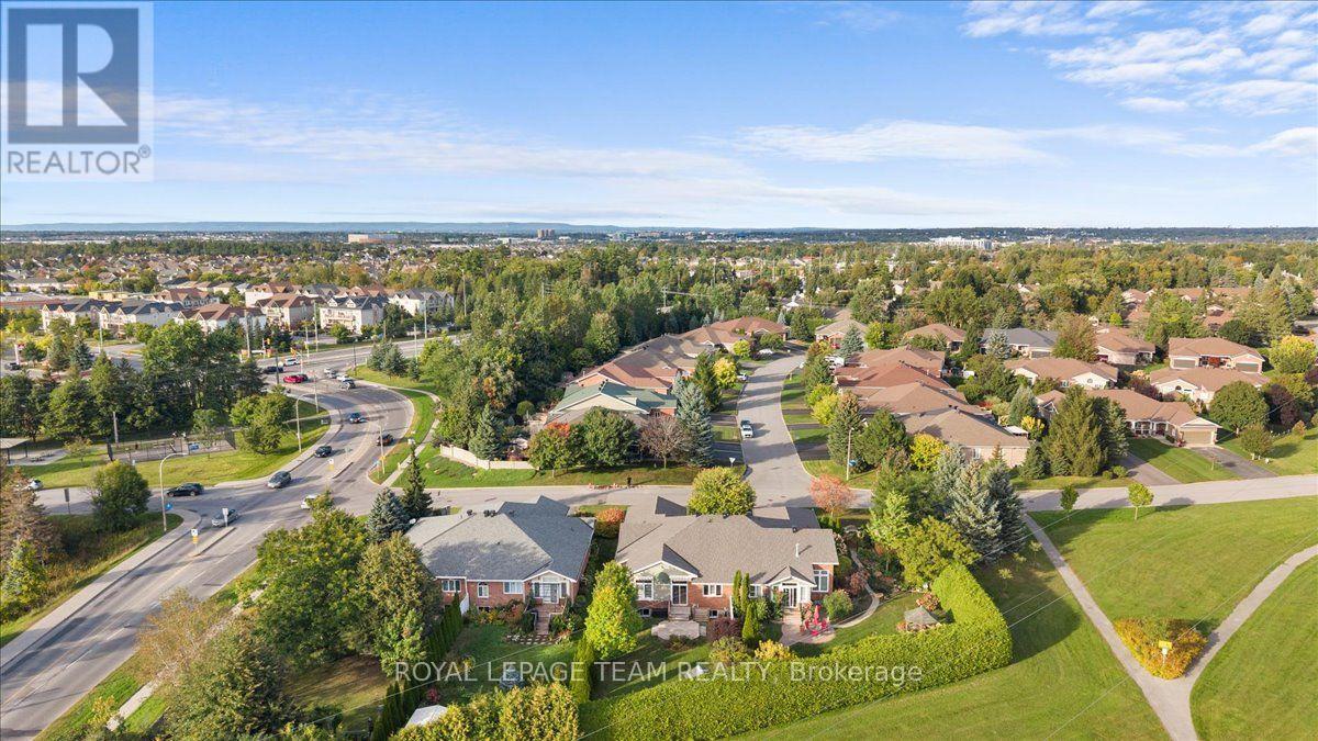 6 Amberlakes Drive Property Photo 39