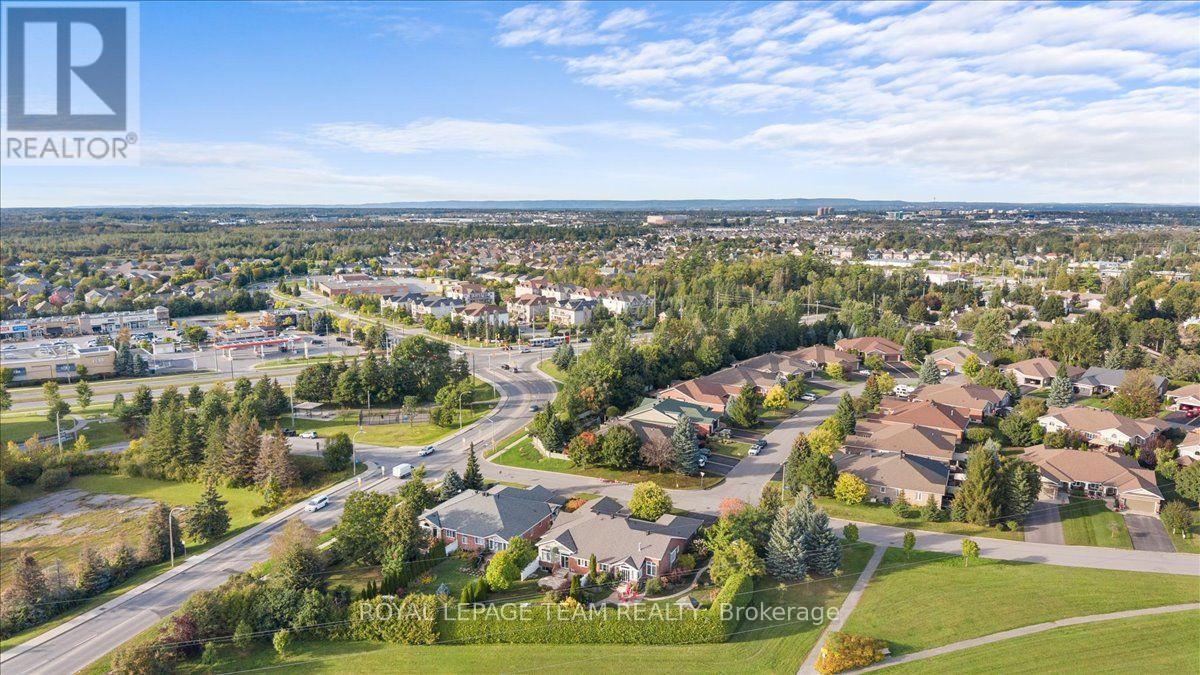 6 Amberlakes Drive Property Photo 41