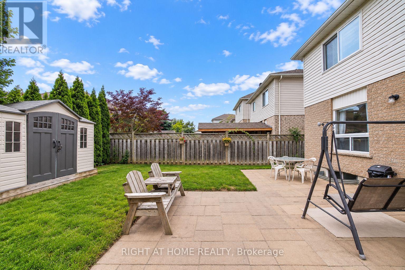 35 Chantilly Street Property Photo 32