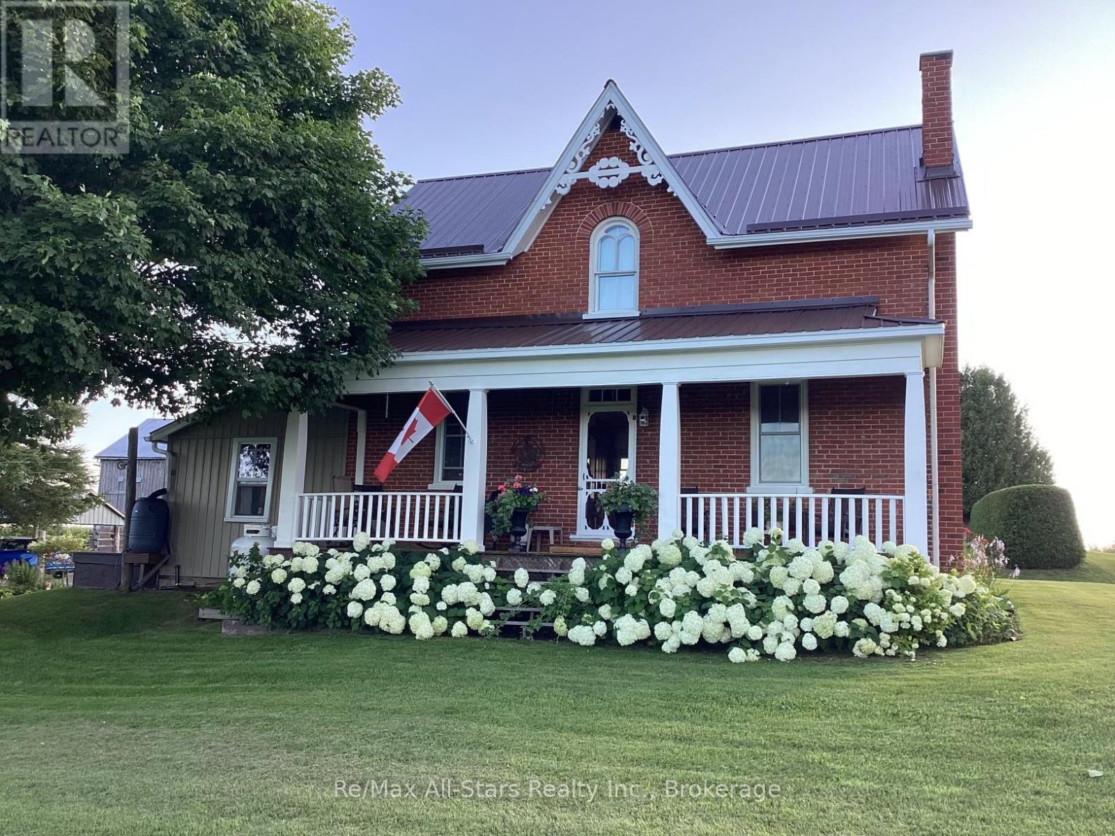 402 Mount Horeb Road Property Photo 1
