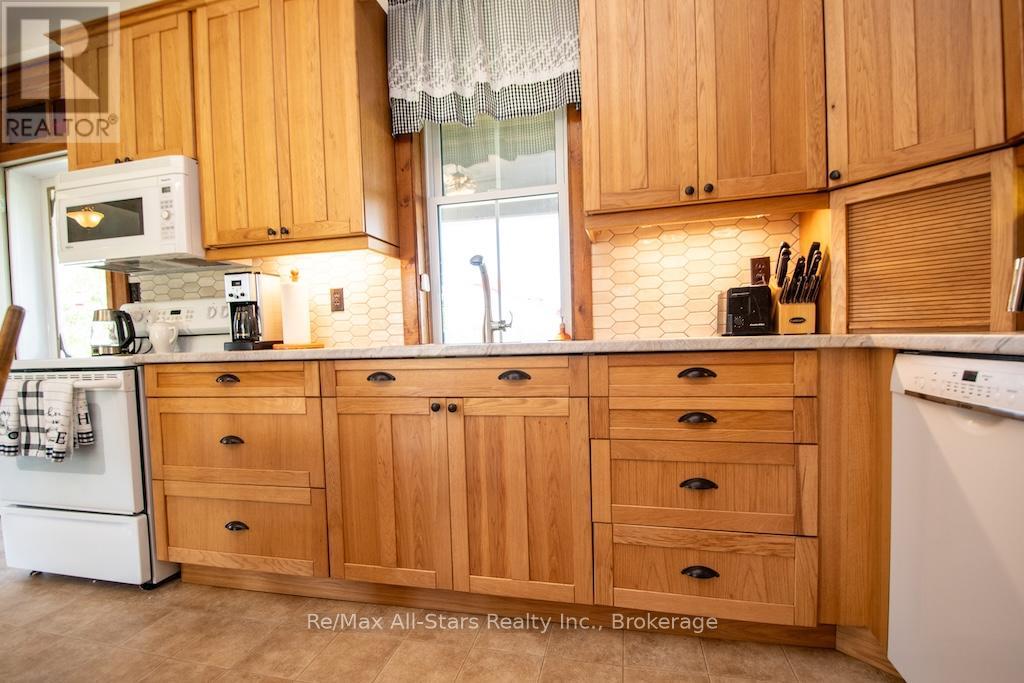 402 Mount Horeb Road Property Photo 11