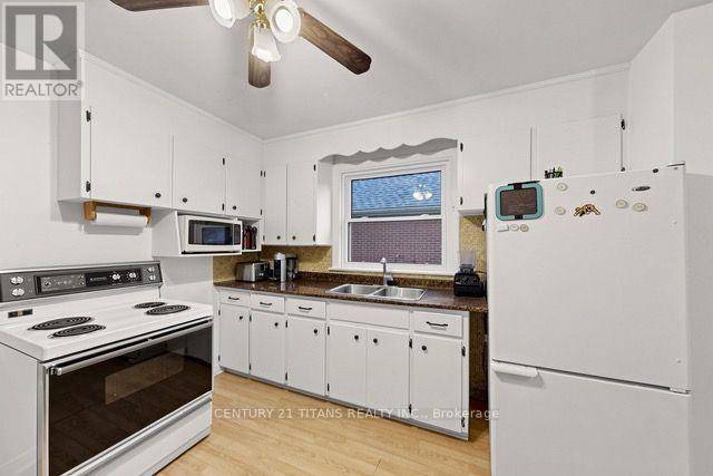 357 East 17th Street Property Photo 10