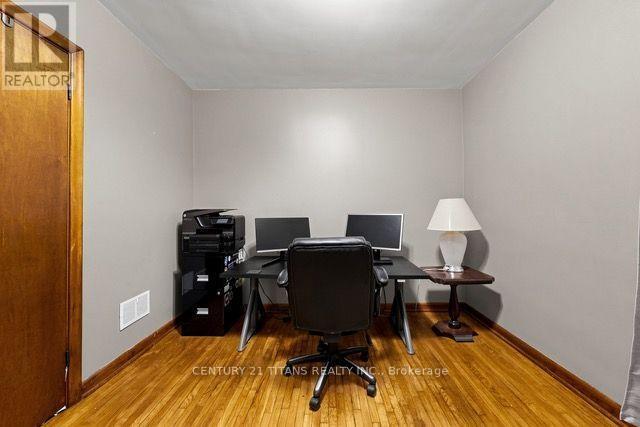 357 East 17th Street Property Photo 20