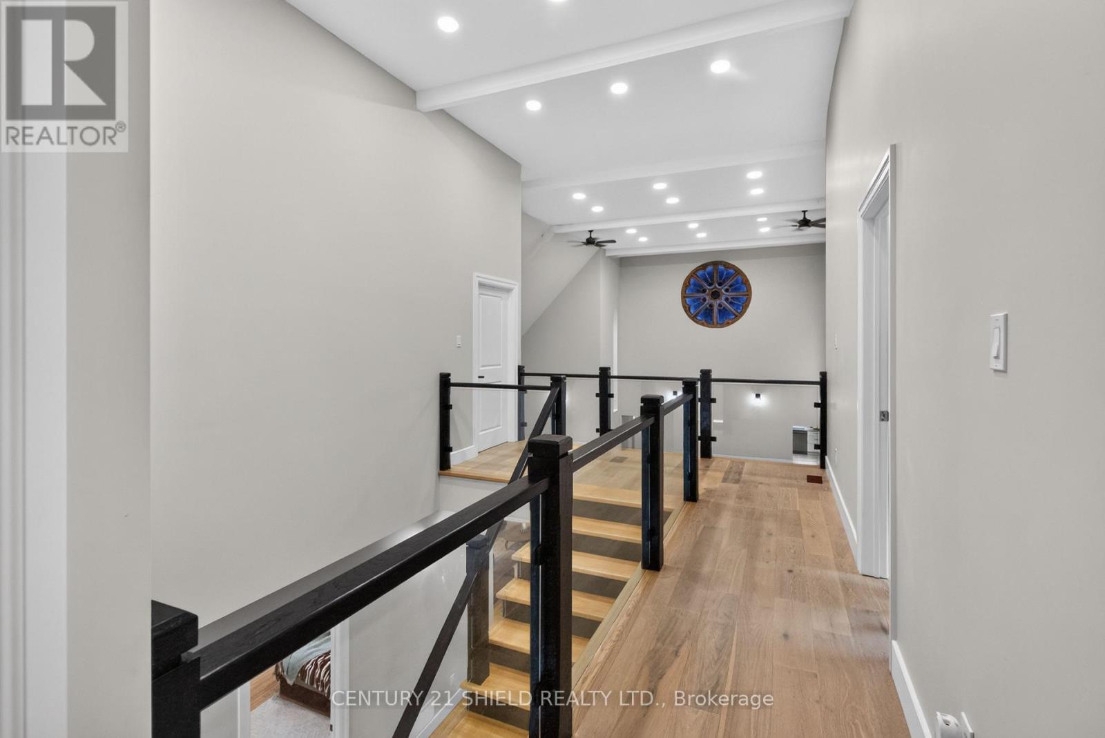 12 Maple Street Property Photo 11