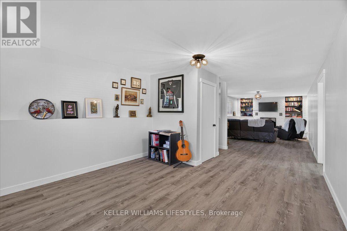 27788 Havelock Street Property Photo 29