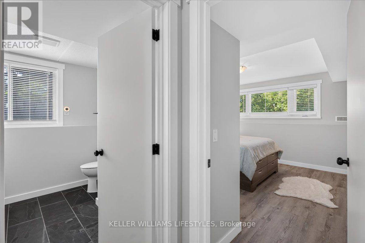 27788 Havelock Street Property Photo 30