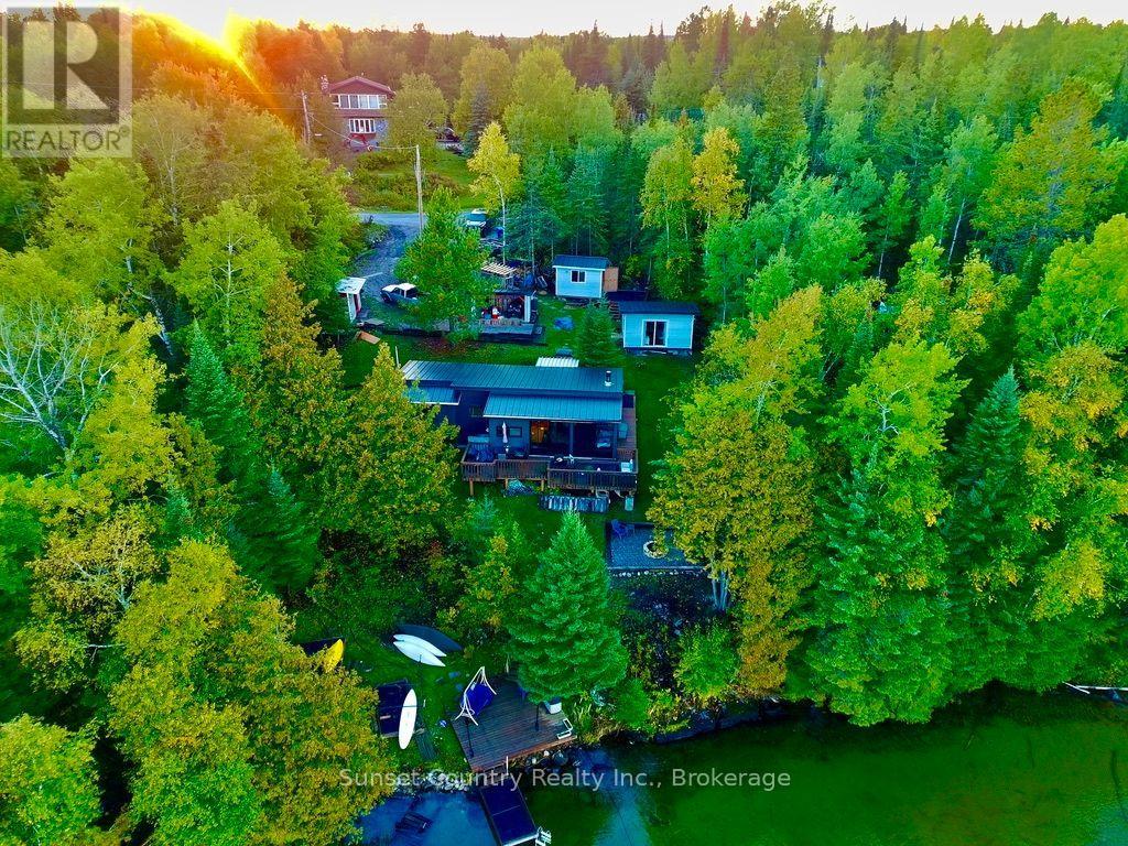 203 Northshore Road Photo de la propriété 1
