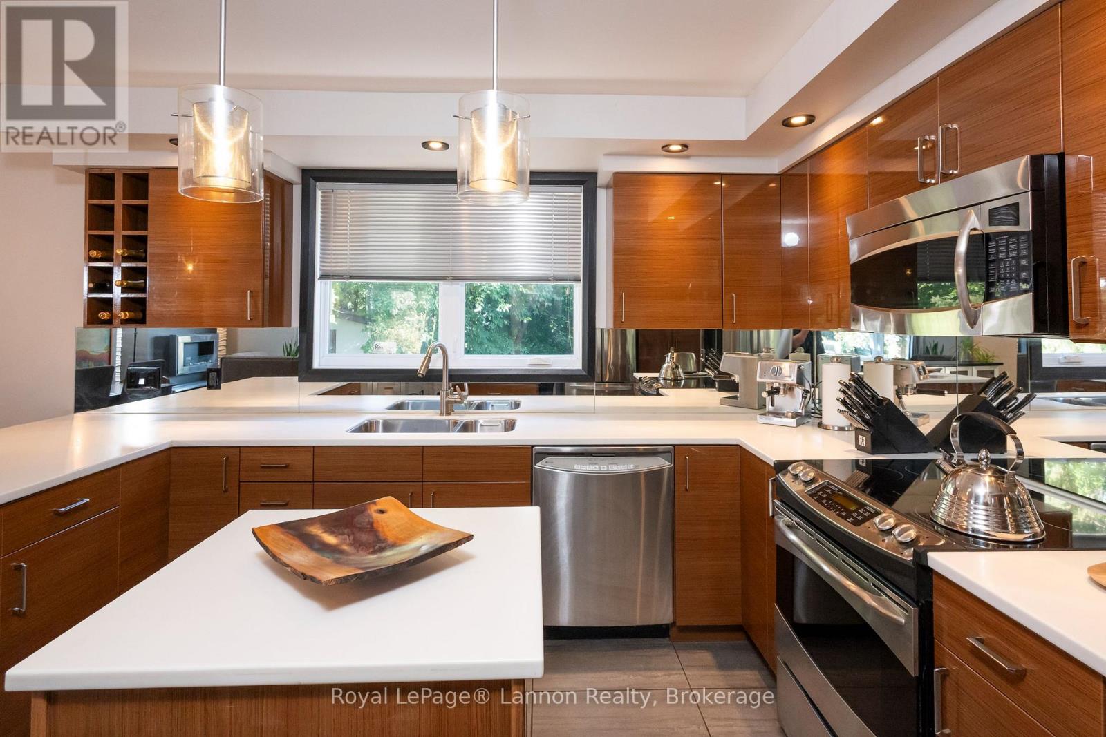245 Mccomber Crescent Property Photo 13