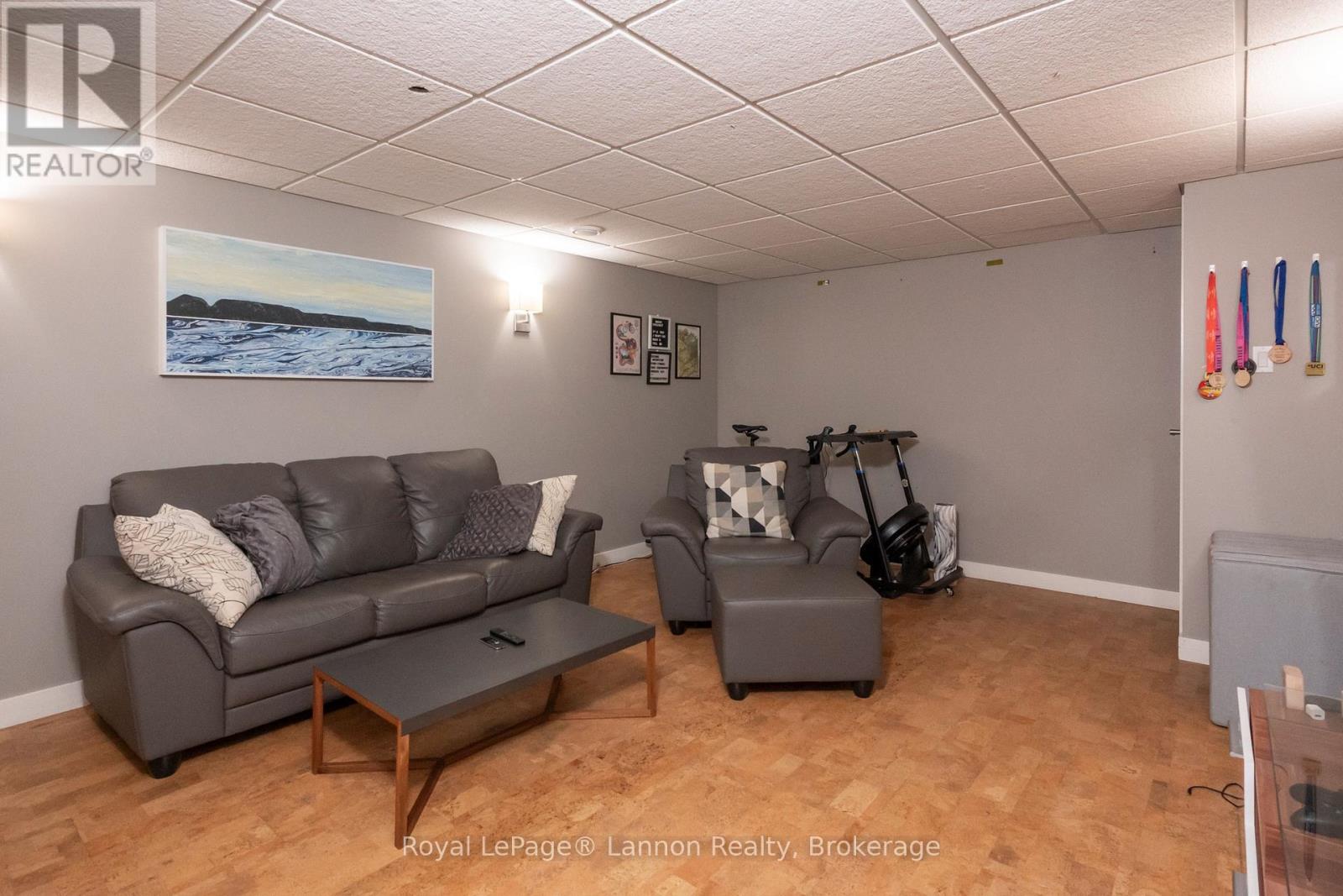 245 Mccomber Crescent Property Photo 33