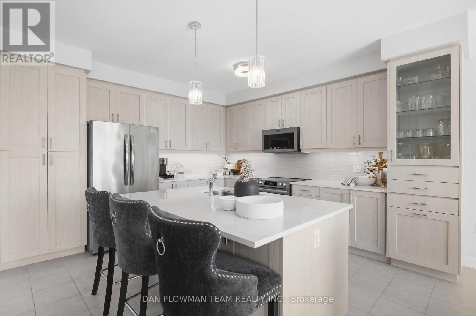 713 Latimer Way Property Photo 13