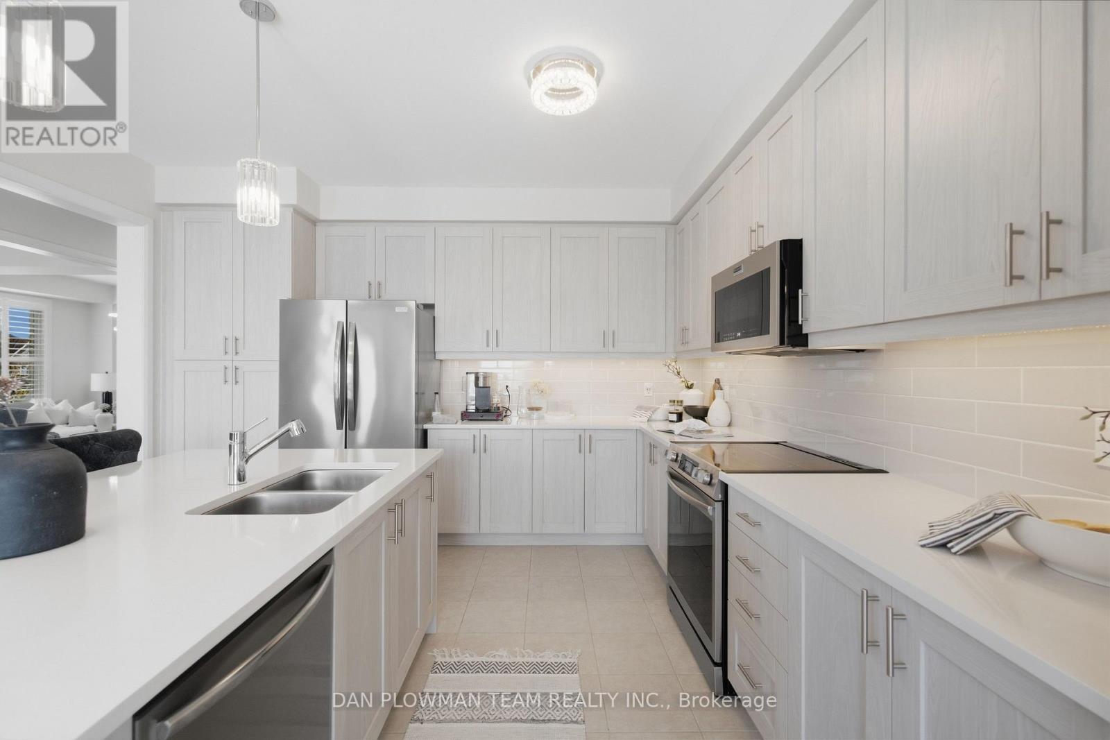 713 Latimer Way Property Photo 15