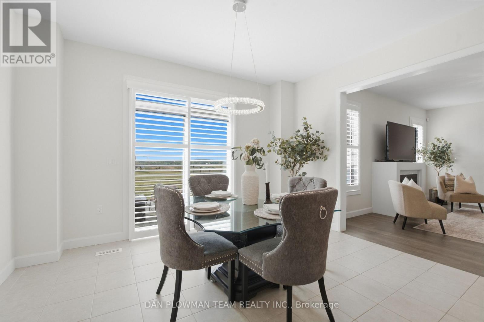 713 Latimer Way Property Photo 18