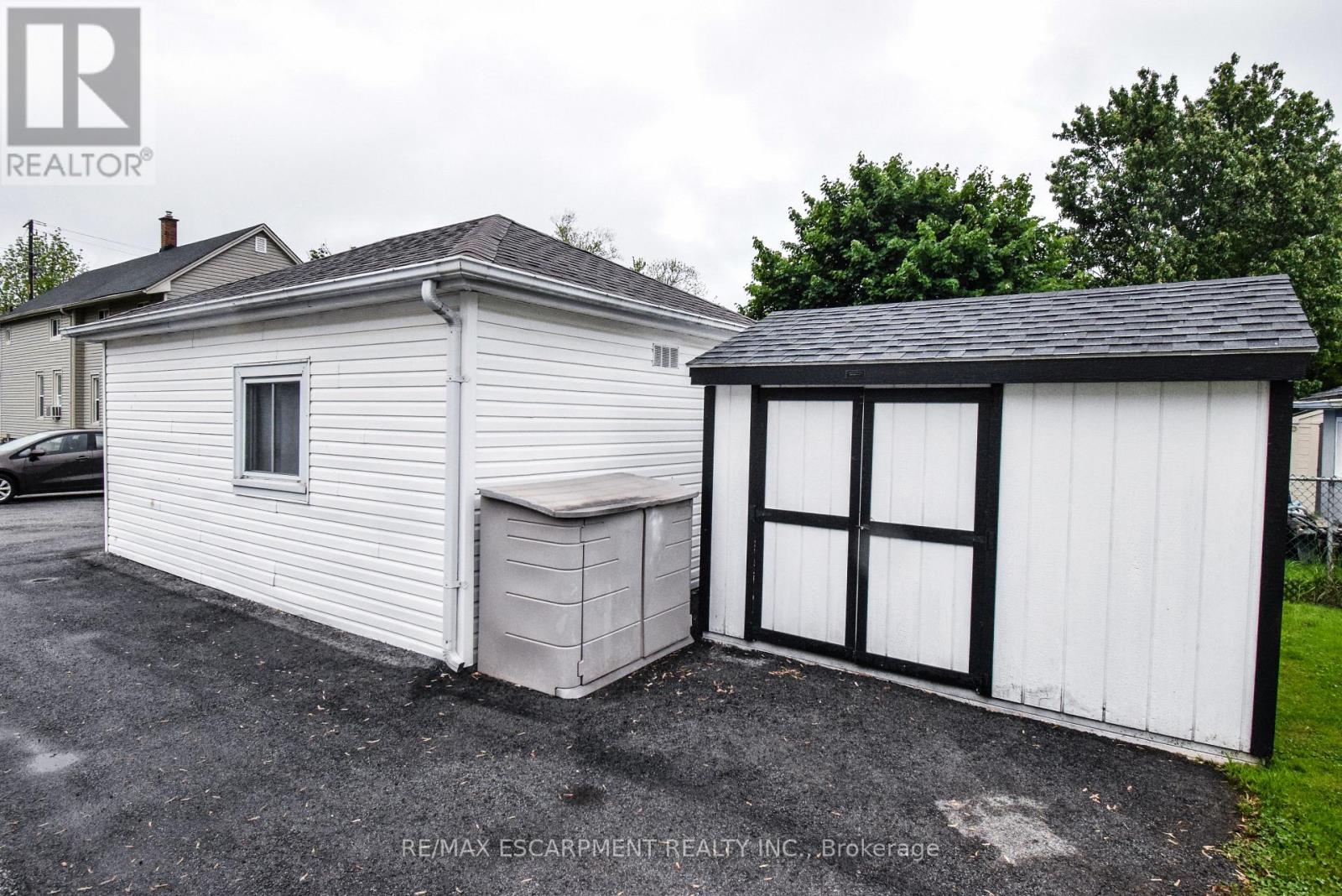 258 Hellems Avenue Property Photo 6