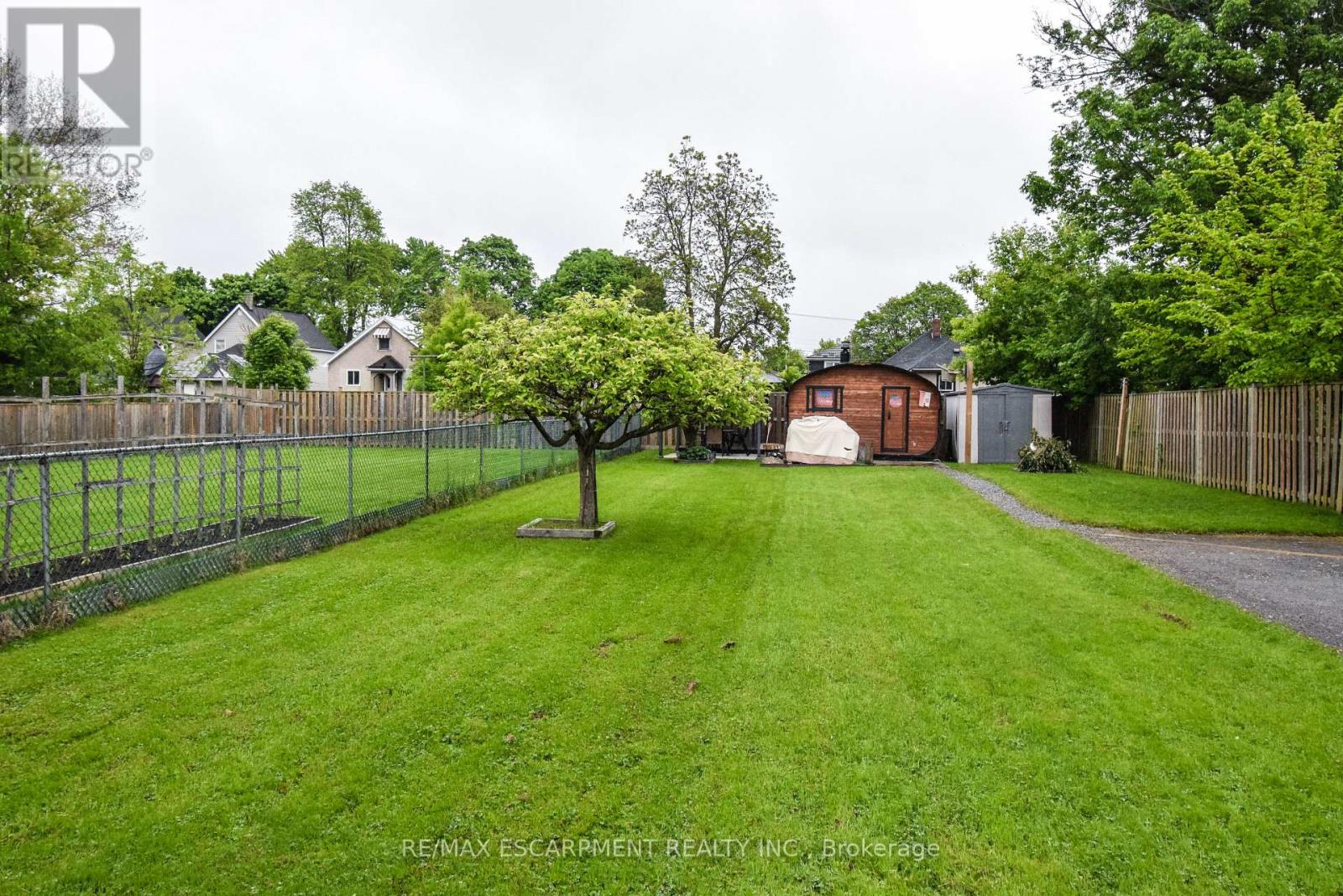 258 Hellems Avenue Property Photo 8
