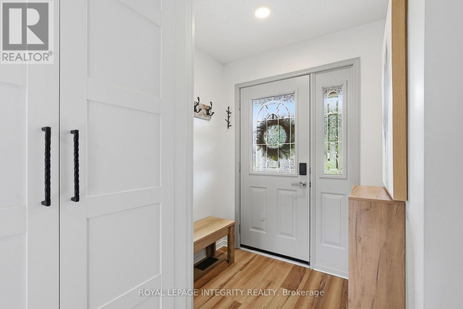 3365 Elie Crescent Property Photo 5