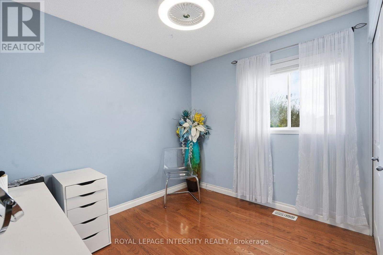 3365 Elie Crescent Property Photo 20