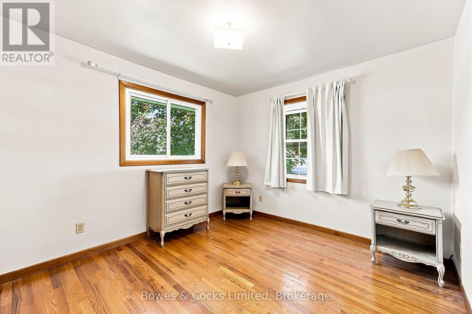 687 Lundy's Lane Property Photo 19