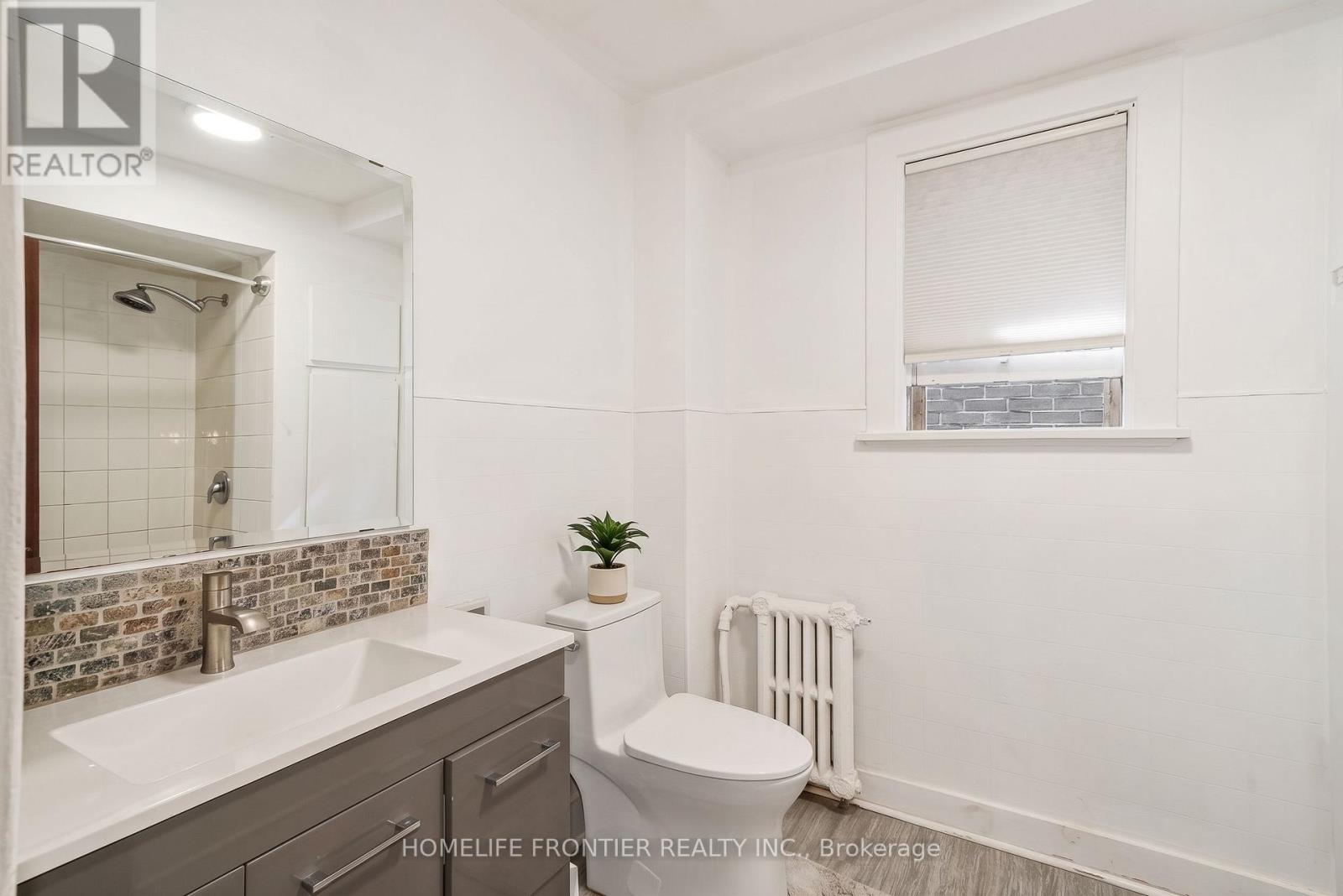 643 2nd Avenue E Property Photo 27