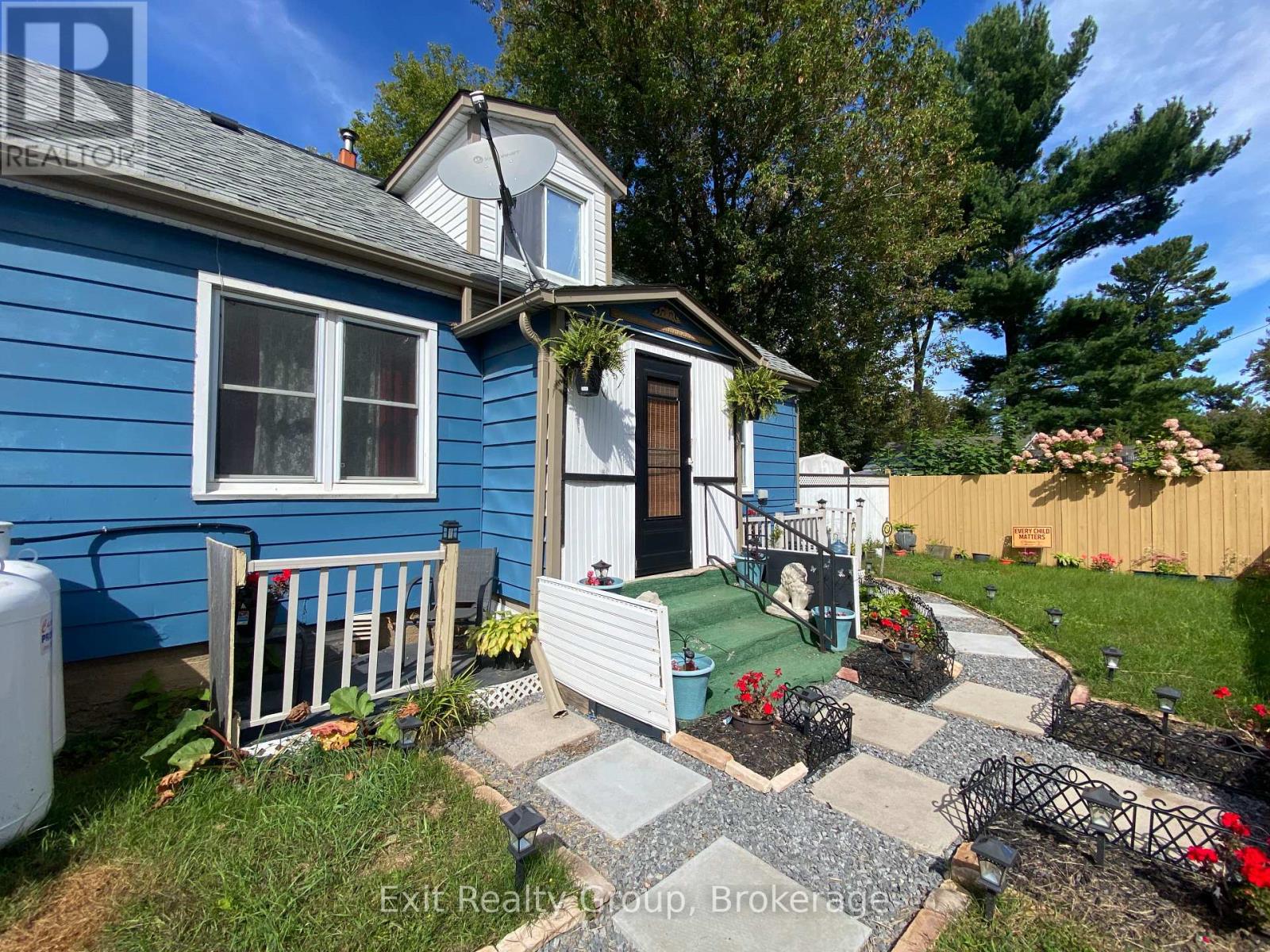33 Glastonbury Road Property Photo 4