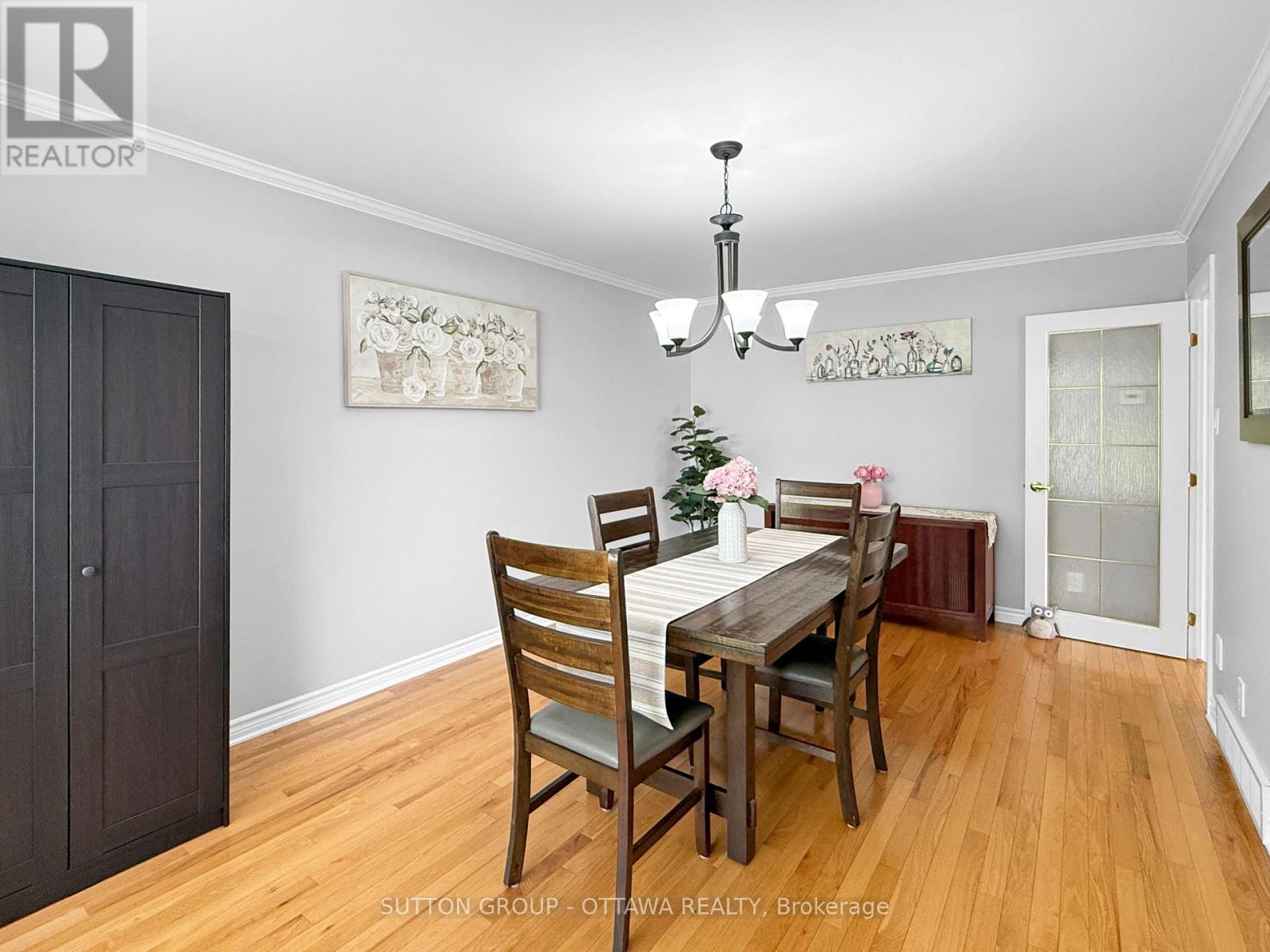 1888 Belvedere Crescent Property Photo 9